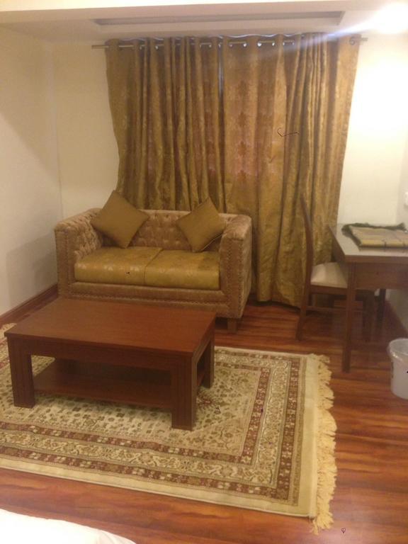 Hotel Diplomat Islamabad Exterior foto