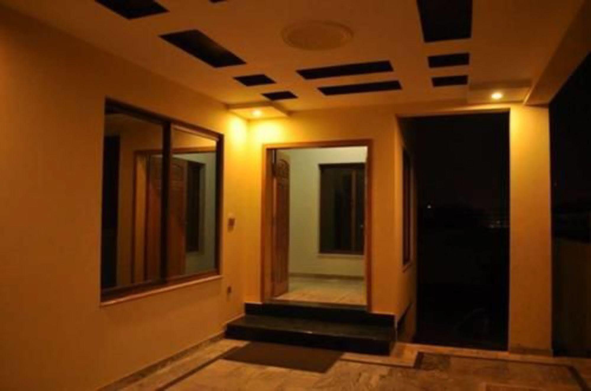Hotel Diplomat Islamabad Exterior foto