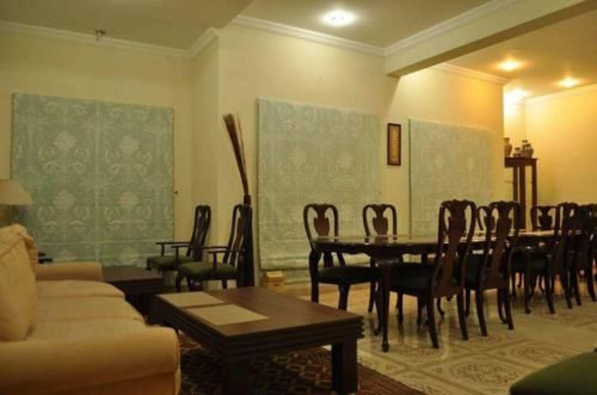 Hotel Diplomat Islamabad Exterior foto