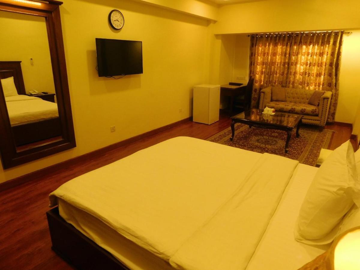 Hotel Diplomat Islamabad Exterior foto