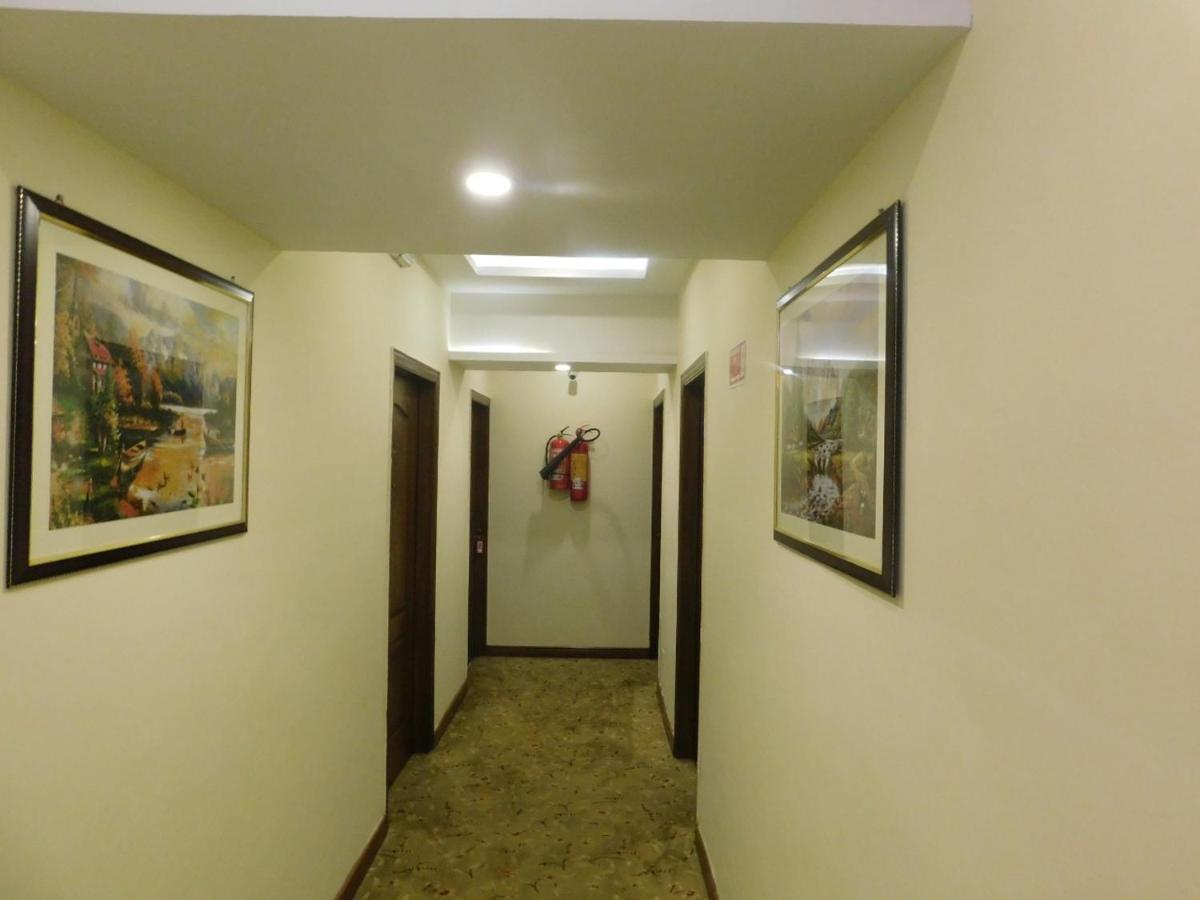 Hotel Diplomat Islamabad Exterior foto